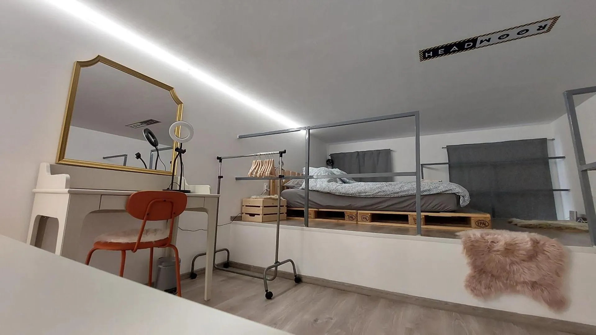 Headroom Apartment Budapest 0*,  Hongrie